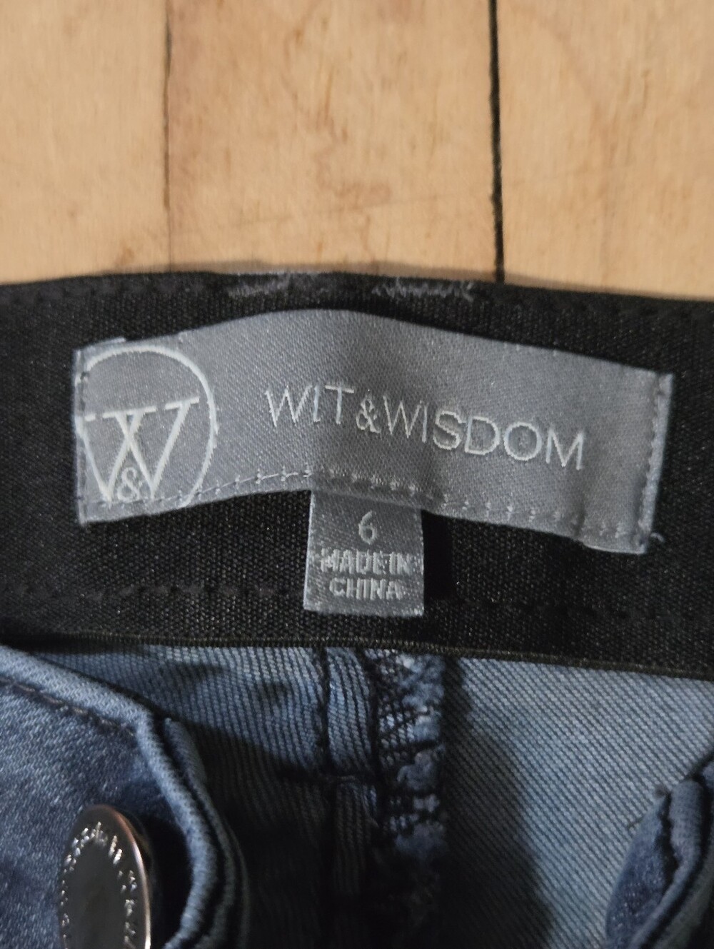 Wit & Wisdom Women’s Blue Jeans